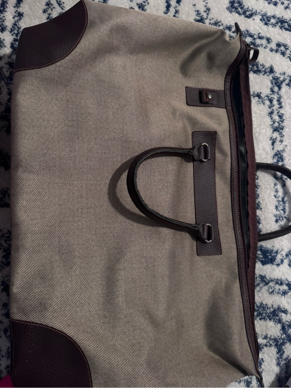 Tommy Bahama Travel Bag in Brown & Tan
